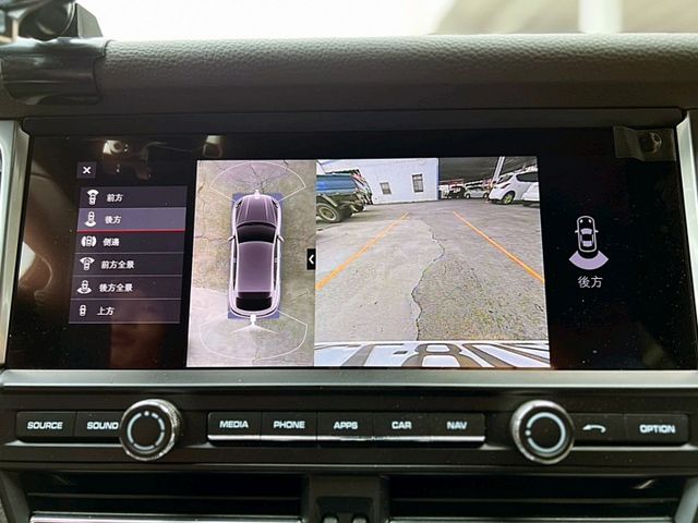 2021 Porsche Macan 2.0T/新車加選配308萬元/一線尾燈馬肯/可全額貸款/可線上視訊賞車  第11張相片