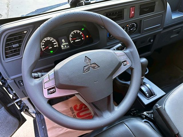 2022 Delica 2.4 得利卡自排框式貨車/再也不用擔心腳抽筋/僅行駛3.6萬公里/可全額貸款  第9張相片