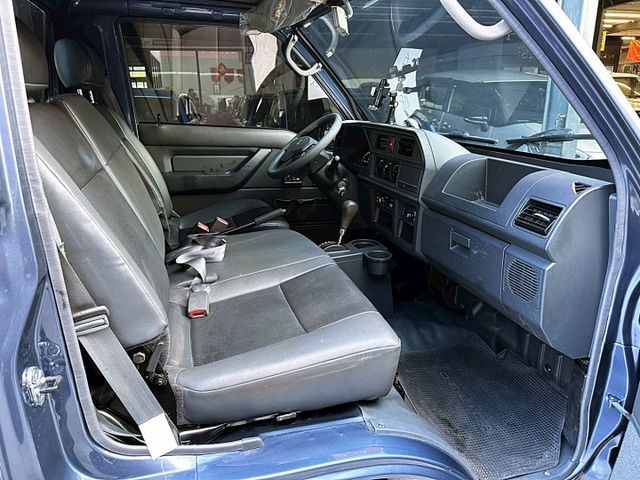 2022 Delica 2.4 得利卡自排框式貨車/再也不用擔心腳抽筋/僅行駛3.6萬公里/可全額貸款  第12張相片