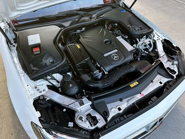 2019領牌 總代理 E300 COUPE 2.0/稀有雙門版本/僅行駛4萬多公里/新車345萬/現在入手最優惠  第19張相片