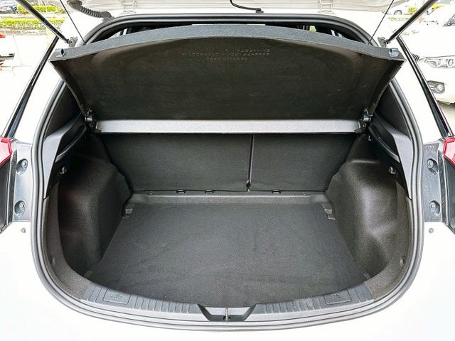 里程高一點點，同年份價格非常便宜/2020 YARIS 1.5/省油省稅金/可全額貸款/可線上視訊賞車  第14張相片