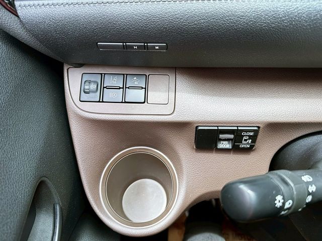 超低里程 僅行駛6千公里/原廠保養/新車原廠保固中/全額貸款/線上視訊賞車  第12張相片