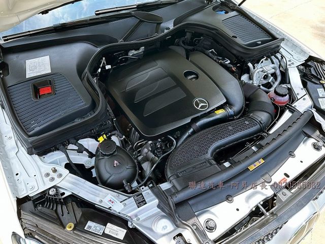 超低里程僅行駛3萬公里/SUV版本/跟車系統/環景影像/盲點偵測/CARPLAY/可全額貸款/線上視訊賞車  第17張相片