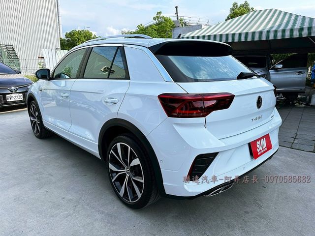 R-LINE版本/僅行駛2萬公里/原版件已完成第三方認證/原廠保養新車原廠保固中/可線上視訊賞車  第3張相片