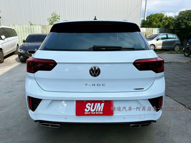 R-LINE版本/僅行駛2萬公里/原版件已完成第三方認證/原廠保養新車原廠保固中/可線上視訊賞車  第6張相片