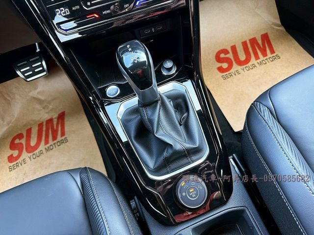 R-LINE版本/僅行駛2萬公里/原版件已完成第三方認證/原廠保養新車原廠保固中/可線上視訊賞車  第13張相片