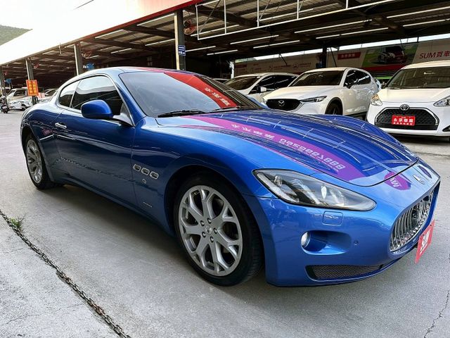 超低里程/2013 GRAN TURISMO 4.2/405匹最大馬力/新車618萬/可全額貸款/可線上視訊賞車  第3張相片