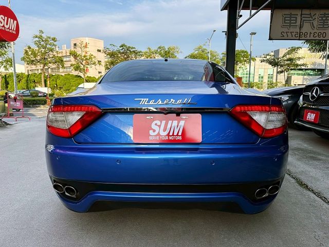 超低里程/2013 GRAN TURISMO 4.2/405匹最大馬力/新車618萬/可全額貸款/可線上視訊賞車  第7張相片