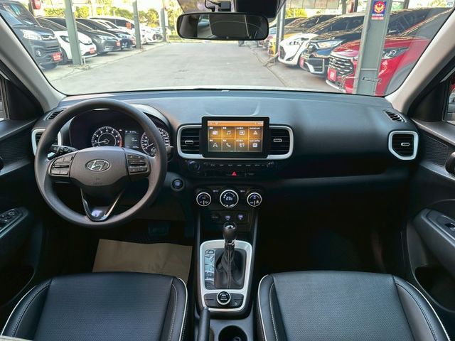 市場唯一低里程/僅行駛3萬公里/原廠保養車況良好/省油省稅市區代步好選擇/可全額貸款/可線上視訊賞車  第8張相片