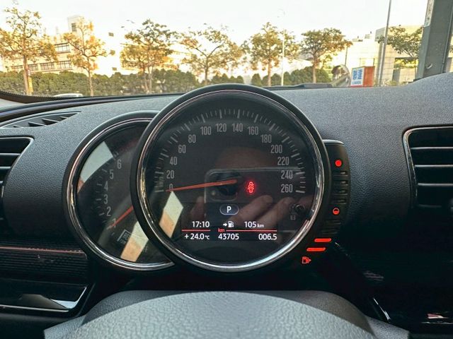 超低里程/僅行駛4萬多公里/市場稀有2.0S對開版本/可全額貸款/可線上視訊賞車  第14張相片