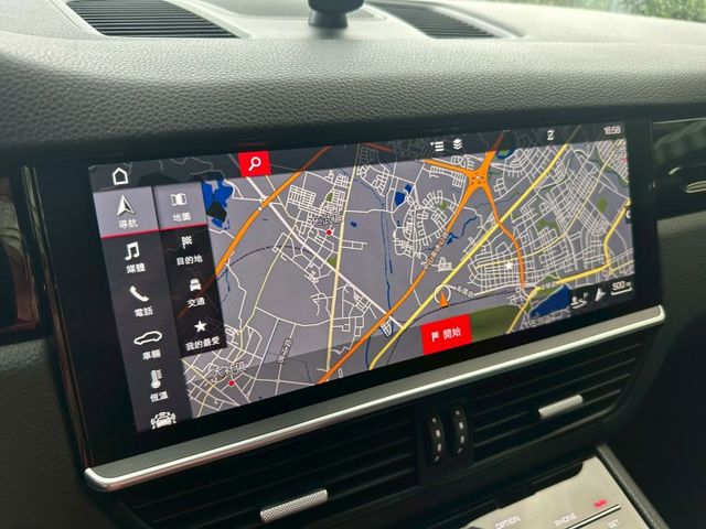 2019 PORSCHE CAYENNE 3.0 僅行駛6.9萬公里 新車345萬元 可全額貸款 可線上視訊賞車  第9張相片