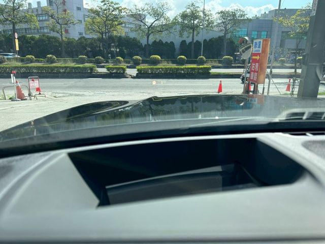 新款G世代釋出 2020 318I 2.0 妥善率高 配備多 可全額貸款 可線上視訊賞車  第19張相片