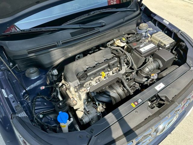 2021 VENUE 1.6 行駛6萬公里 國產小型休旅車 省油省稅妥善率高 可全額貸款 可線上視訊賞車  第8張相片