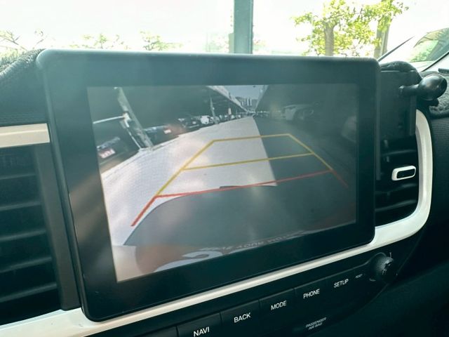 2021 VENUE 1.6 行駛6萬公里 國產小型休旅車 省油省稅妥善率高 可全額貸款 可線上視訊賞車  第13張相片