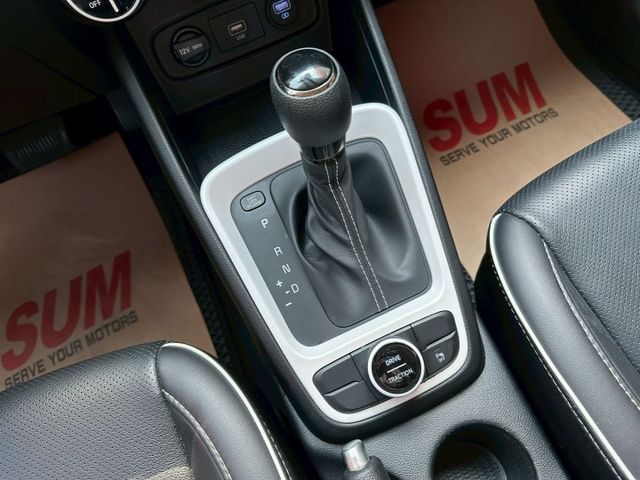 2021 VENUE 1.6 行駛6萬公里 國產小型休旅車 省油省稅妥善率高 可全額貸款 可線上視訊賞車  第14張相片