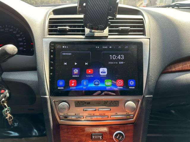 2009 CAMRY 2.0 代步車的價格 省油省稅妥善率高 可全額貸款 可線上視訊賞車  第12張相片