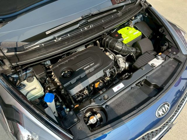 2015 CARENS 1.7 柴油旗艦版 5+2人座 低里程 可全額貸款 可線上視訊賞車  第7張相片