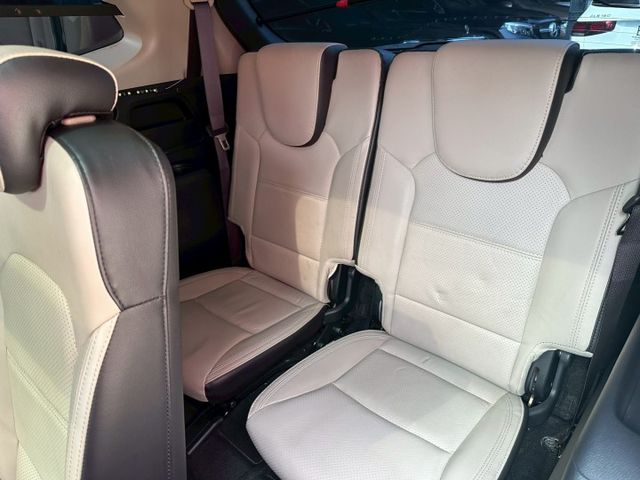 2015 CARENS 1.7 柴油旗艦版 5+2人座 低里程 可全額貸款 可線上視訊賞車  第12張相片