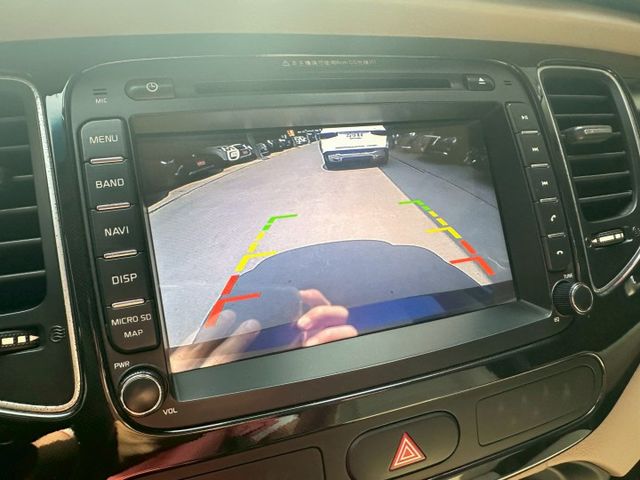 2015 CARENS 1.7 柴油旗艦版 5+2人座 低里程 可全額貸款 可線上視訊賞車  第14張相片