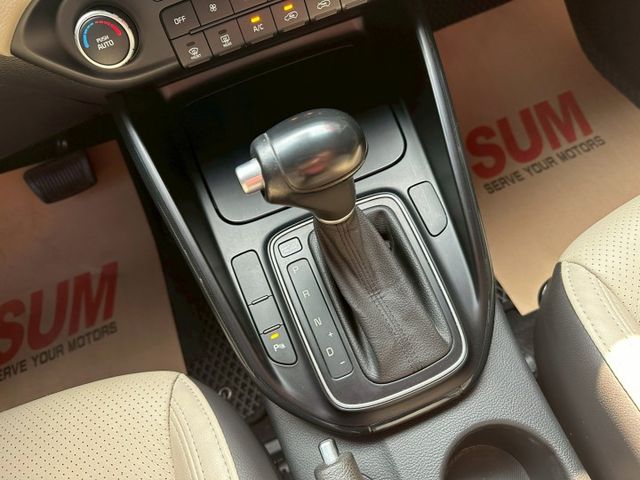 2015 CARENS 1.7 柴油旗艦版 5+2人座 低里程 可全額貸款 可線上視訊賞車  第16張相片