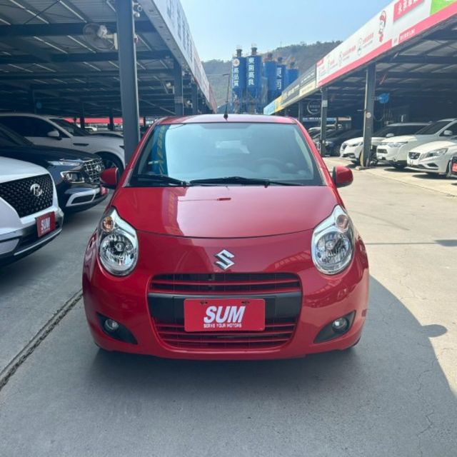 市場稀有極低里程 僅行駛3萬多公里 1.0排量省油省稅 代步車的價格 可全額貸款 可線上視訊賞車  第6張相片