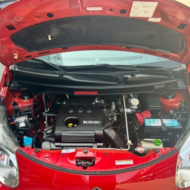 市場稀有極低里程 僅行駛3萬多公里 1.0排量省油省稅 代步車的價格 可全額貸款 可線上視訊賞車  第9張相片