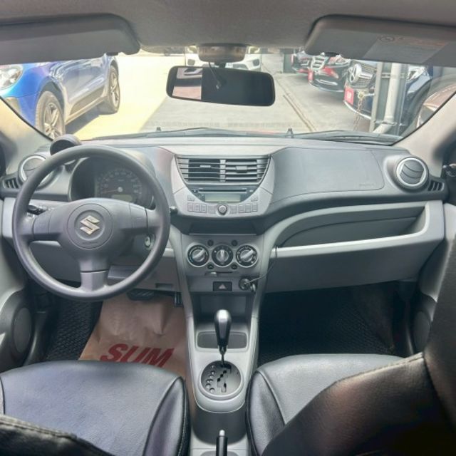 市場稀有極低里程 僅行駛3萬多公里 1.0排量省油省稅 代步車的價格 可全額貸款 可線上視訊賞車  第11張相片