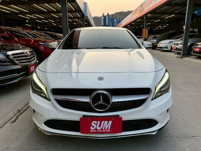 總代理小改後車型 僅行駛7萬多公里 流線型的車身 省油省稅妥善率高 可全額貸款 可線上視訊賞車  第6張相片