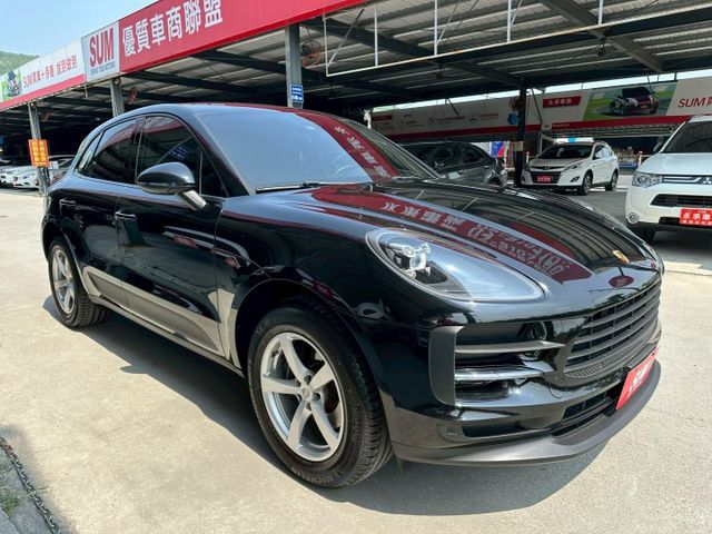 2019 MACAN 2.0 超低里程 僅行駛4萬多公里 新款一線型尾燈 可全額貸款 可線上視訊賞車  第3張相片