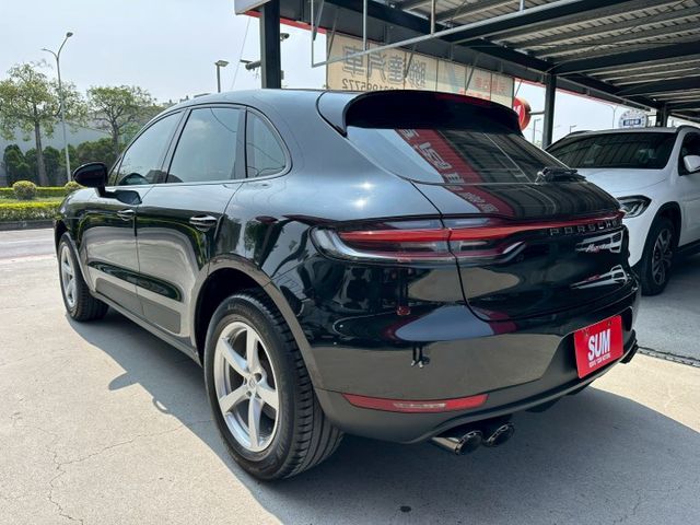 2019 MACAN 2.0 超低里程 僅行駛4萬多公里 新款一線型尾燈 可全額貸款 可線上視訊賞車  第4張相片