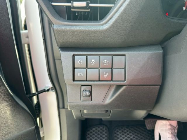 準新車的車況 二手車的折價優惠 僅行駛1千公里 新車原廠保固中 可全額貸款 可線上視訊賞車  第18張相片