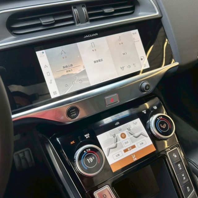 市場唯一全新領牌車 僅行駛39公里 新車332萬 最頂級版本 售出就沒囉 可全額貸款 可線上視訊賞車  第12張相片