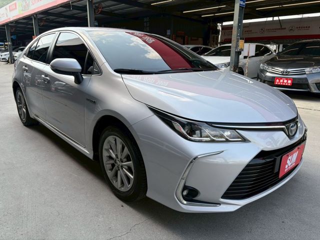 市場稀有釋出 油電版本ALTIS 1.8 僅此一台 售出即無 省油省稅 妥善率高 可全額貸款 可線上視訊賞車  第2張相片