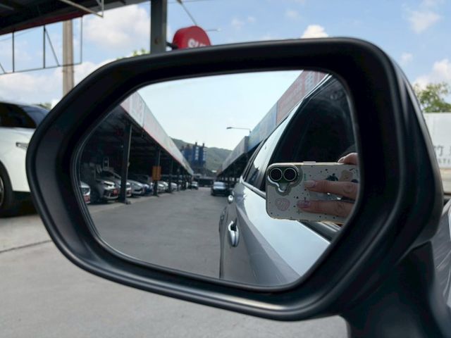 市場稀有釋出 油電版本ALTIS 1.8 僅此一台 售出即無 省油省稅 妥善率高 可全額貸款 可線上視訊賞車  第7張相片