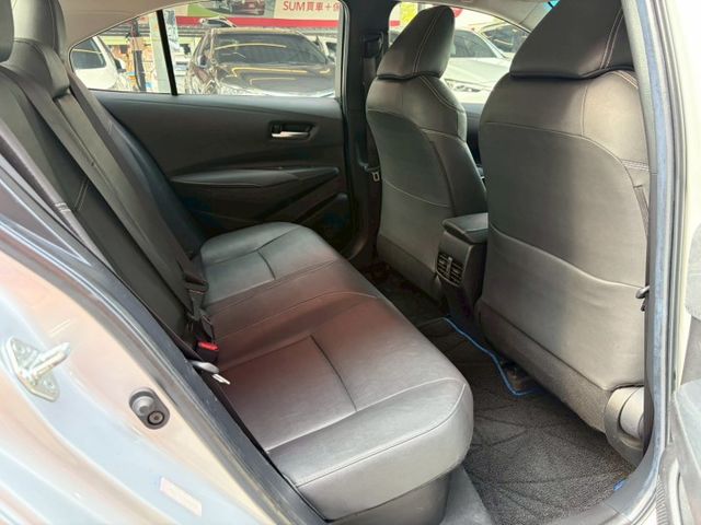 市場稀有釋出 油電版本ALTIS 1.8 僅此一台 售出即無 省油省稅 妥善率高 可全額貸款 可線上視訊賞車  第19張相片