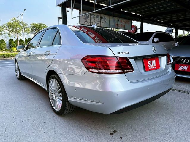 2015 E250 w212 2.0/小改後車型/新車300多萬//可全額貸款/  第4張相片