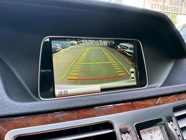 2015 E250 w212 2.0/小改後車型/新車300多萬//可全額貸款/  第13張相片
