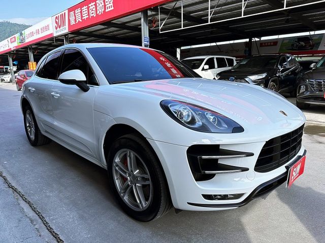 2015 MACAN TURBO 3.6/新車412萬/400匹馬力/市場稀有/原鈑件/可全額貸款  第2張相片