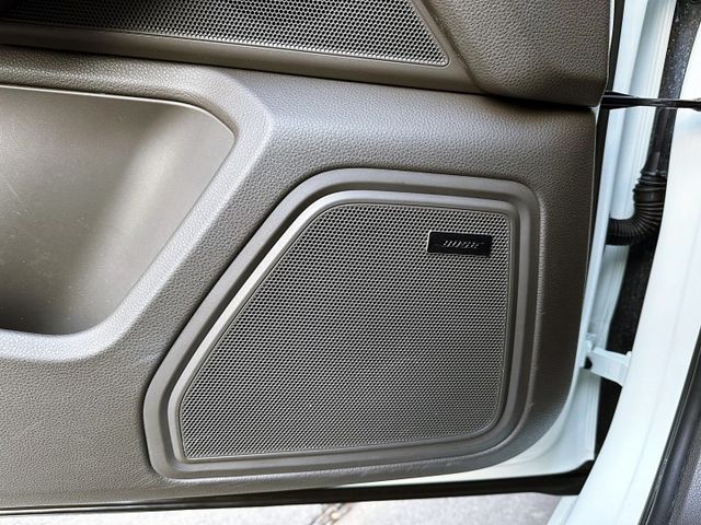 2015 MACAN TURBO 3.6/新車412萬/400匹馬力/市場稀有/原鈑件/可全額貸款  第14張相片