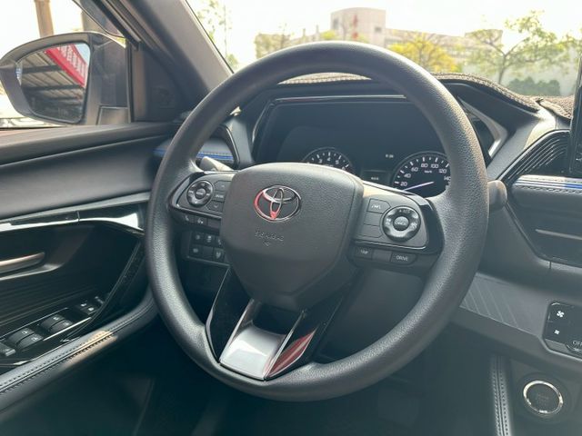 準新車的車況 二手車的折價優惠 僅行駛1千公里 新車原廠保固中 可全額貸款 可線上視訊賞車  第16張相片