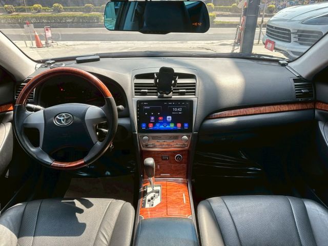 2009 CAMRY 2.0 代步車的價格 省油省稅妥善率高 可全額貸款 可線上視訊賞車  第10張相片