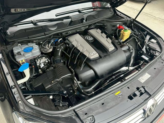 2015 VW TOUAREG 3.0 比TIGUAN更頂級的休旅車 新車256萬  市場稀有 可全貸  第9張相片