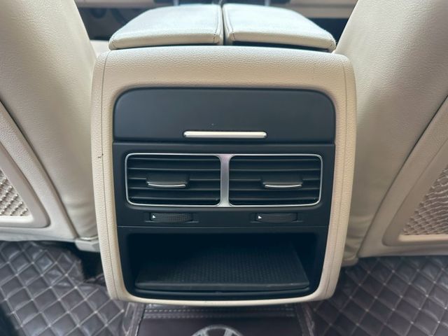 2015 VW TOUAREG 3.0 比TIGUAN更頂級的休旅車 新車256萬  市場稀有 可全貸  第14張相片