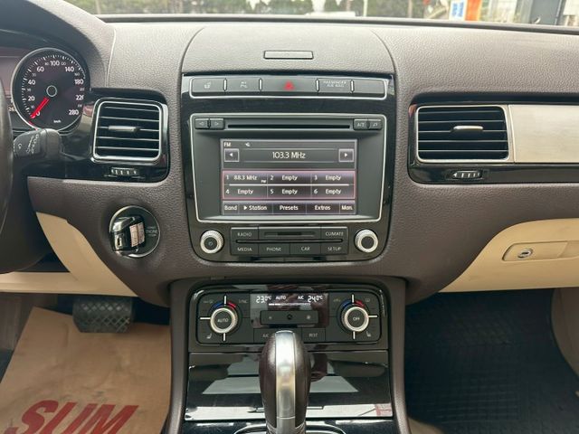 2015 VW TOUAREG 3.0 比TIGUAN更頂級的休旅車 新車256萬  市場稀有 可全貸  第16張相片