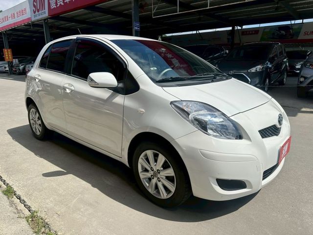 代步車首選 2010 YARIS 1.5 小車省油省稅 市區停車無壓力 妥善率高 可全額貸款 可線上視訊賞車  第3張相片