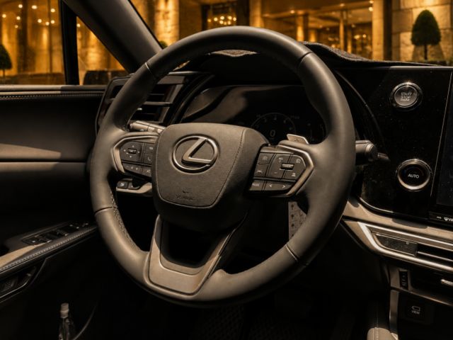 2024 RX350 2.4 市場稀有低里程新款釋出 新車的車況 二手車的折價優惠 可全額貸款 可線上視訊賞車  第8張相片