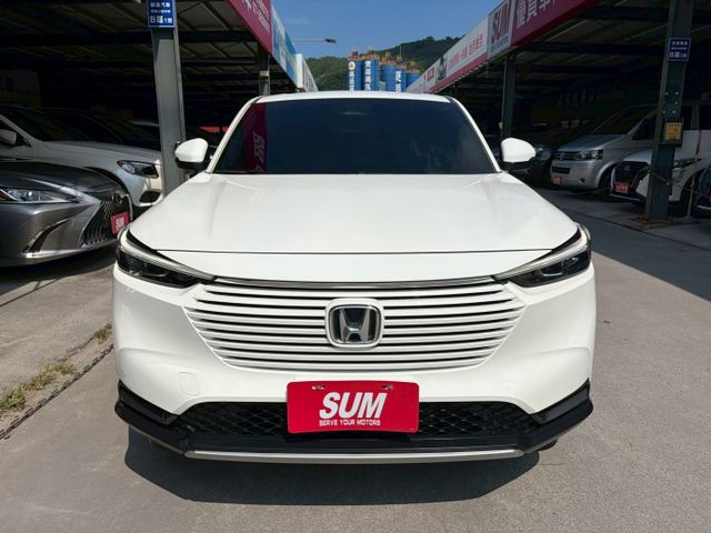 最頂級P版 僅行駛5萬多公里 1.5排量省油省稅金 新款跨界休旅車 可全額貸款 可線上視訊賞車  第5張相片