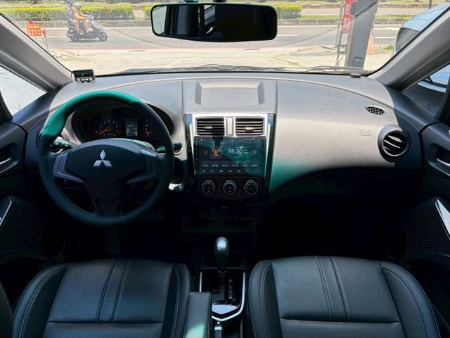 市場稀有準新車車況 僅跑1千公里 新車原廠保固中 晚了就沒囉 可全額貸款 可線上視訊賞車  第12張相片
