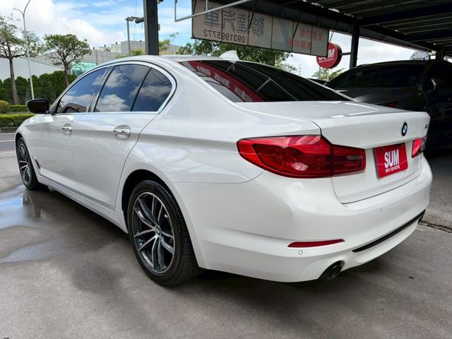 2018 530I 2.0 超低里程 僅行駛8萬公里 原版件已認證 G世代妥善率高 可全額貸款 可線上視訊賞車  第3張相片