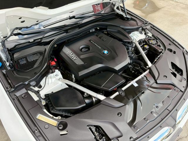 2018 530I 2.0 超低里程 僅行駛8萬公里 原版件已認證 G世代妥善率高 可全額貸款 可線上視訊賞車  第7張相片